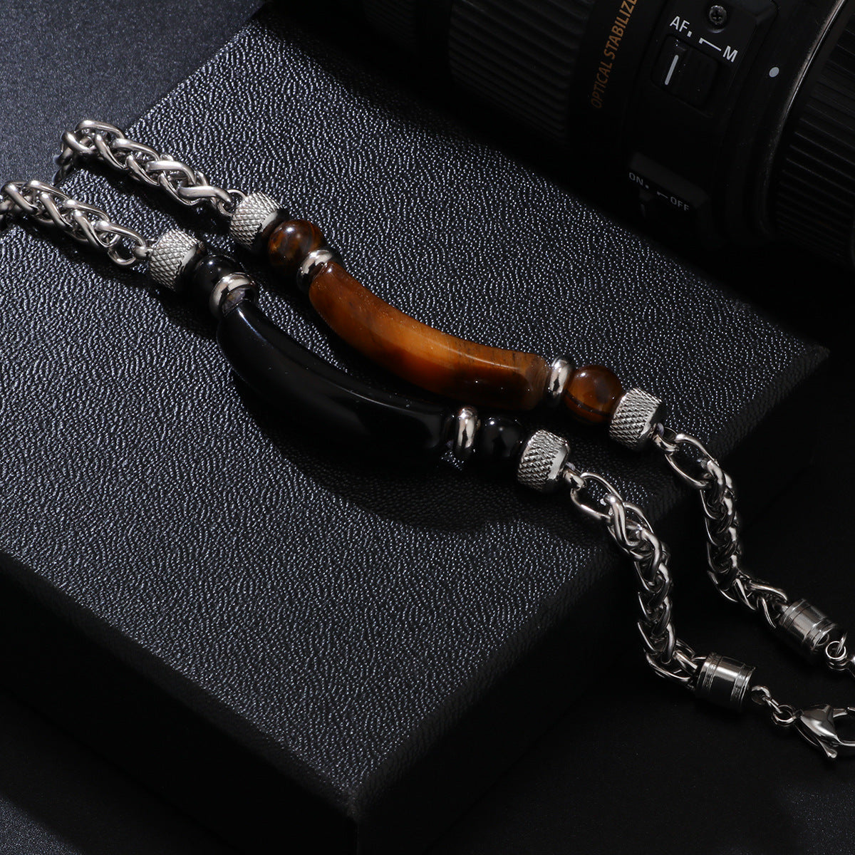 Wholesale Retro cool titanium steel tiger eye stone men' s bracelet